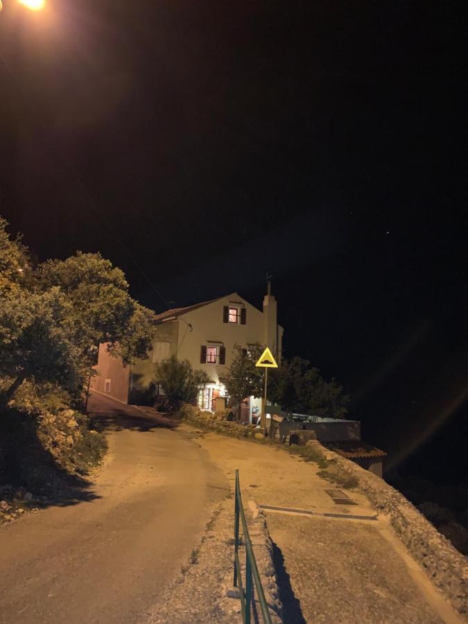Ustrine View Βίλα Εξωτερικό φωτογραφία